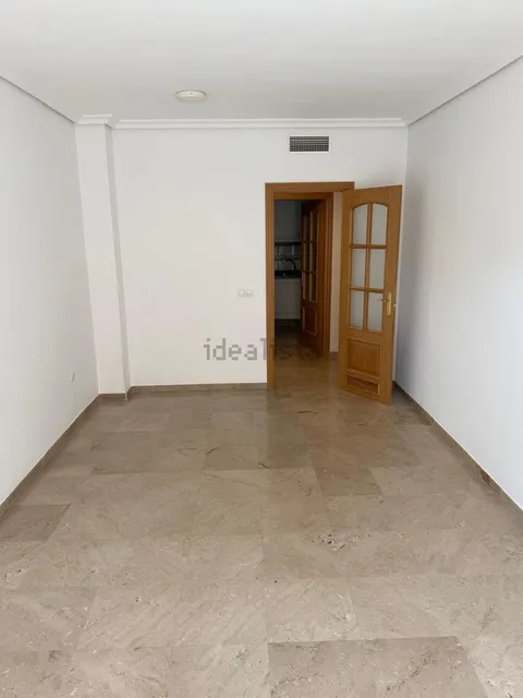 Flat 109 m² in Seville