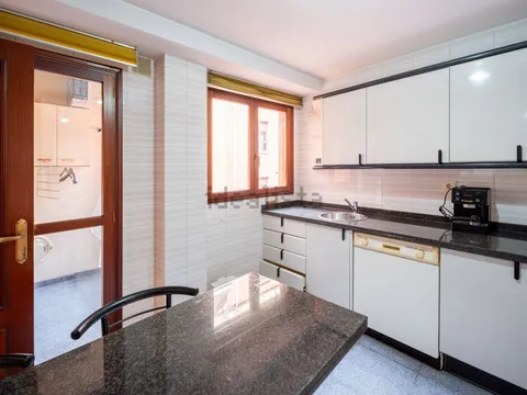 Appartamento 94 m² a Oviedo