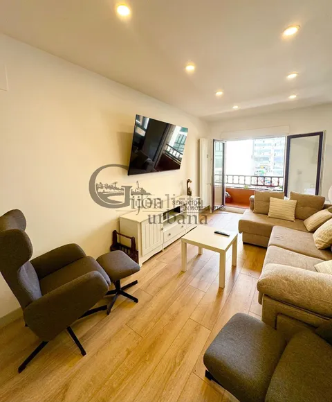 Pis de 105 m² a Gijón
