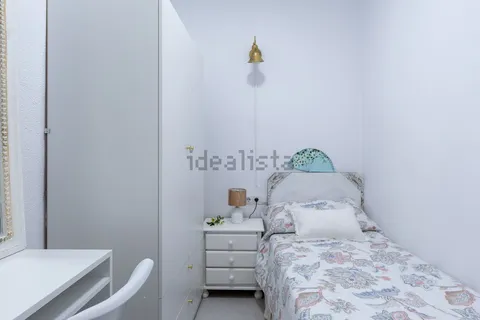 Chambre à louer, Valence