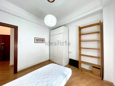 Wohnung 76 m² in Valencia