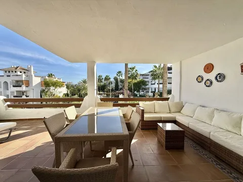 Pis de 90 m² a Estepona