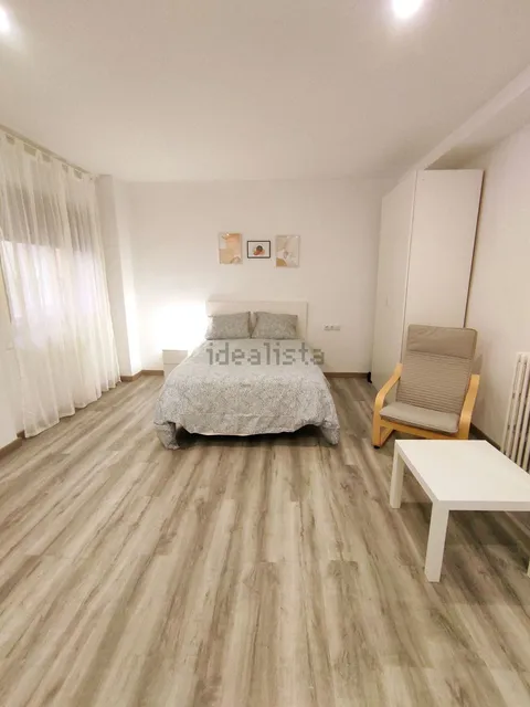 Chambre à louer, Saragosse (2/11)
