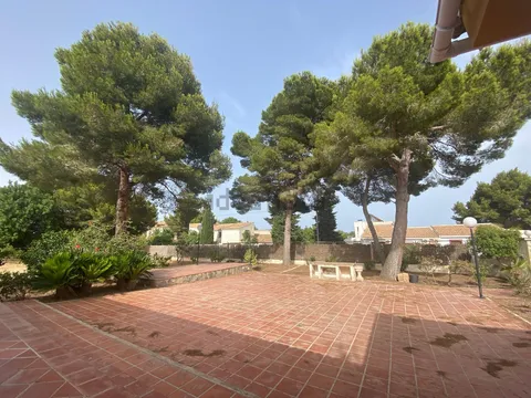 Casa de 190 m² a Oriola