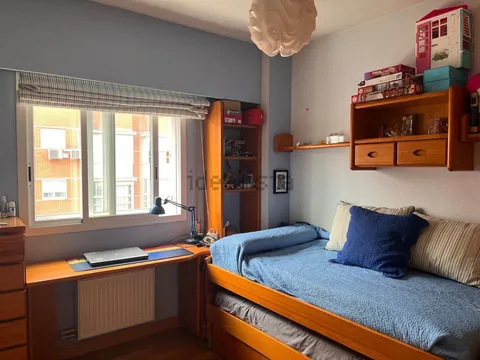 Room for rent, Madrid (4/7)
