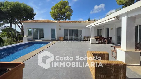 Casa de 403 m² a Altea