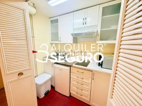 Flat 40 m² in Madrid