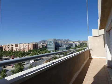 Pis de 88 m² a Granada