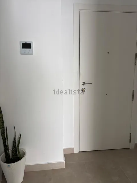 Quarto para alugar, Dos Hermanas (3/11)