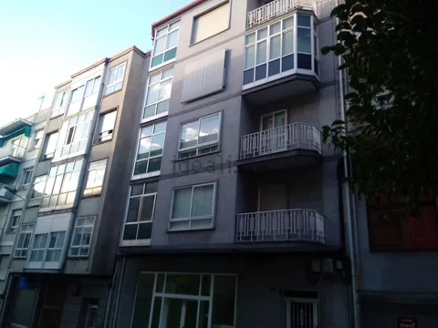 Pis de 100 m² a Ourense