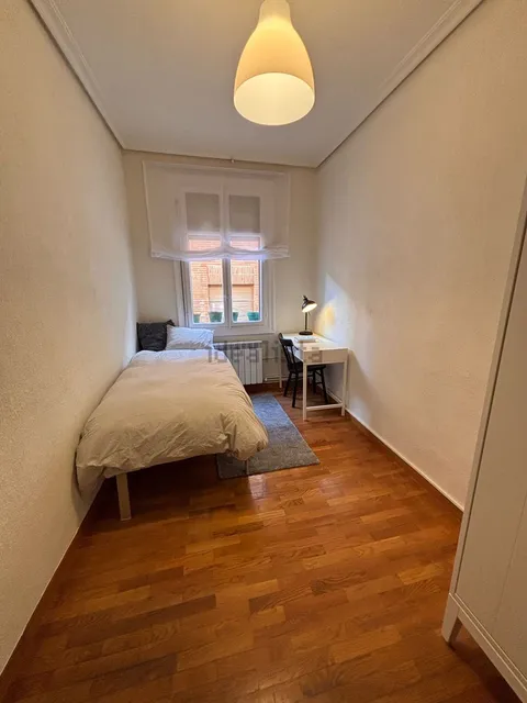 Habitació de lloguer, Viana (2/13)