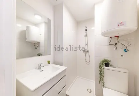 Habitació de lloguer, Parla