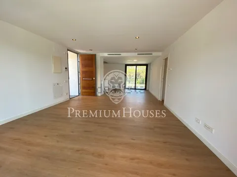 Wohnung 214 m² in Gavà