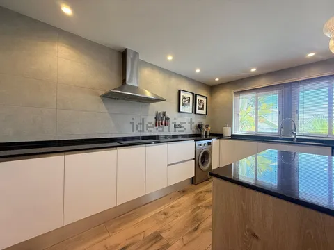 Casa de 150 m² en Camarles
