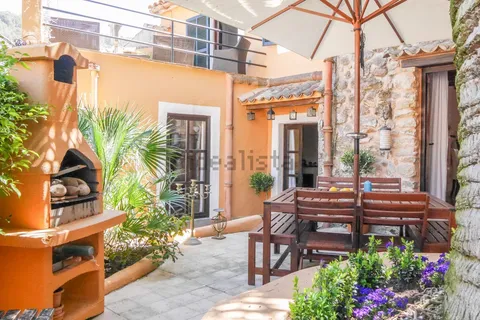 Maison 146 m² à Puigpunyent