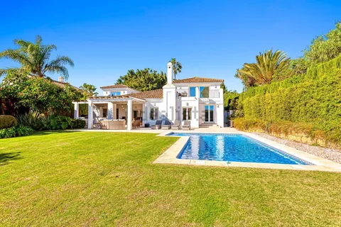 Casa de 303 m² a San Roque