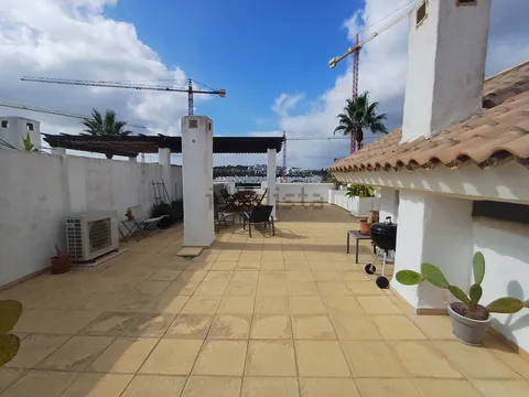 Appartamento 118 m² a La Línea de la Concepción