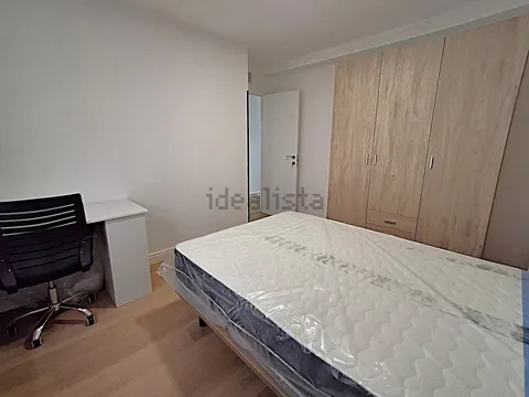 Quarto para alugar, Oviedo (2/8)
