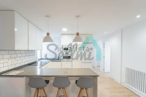 Pis de 104 m² a Oviedo