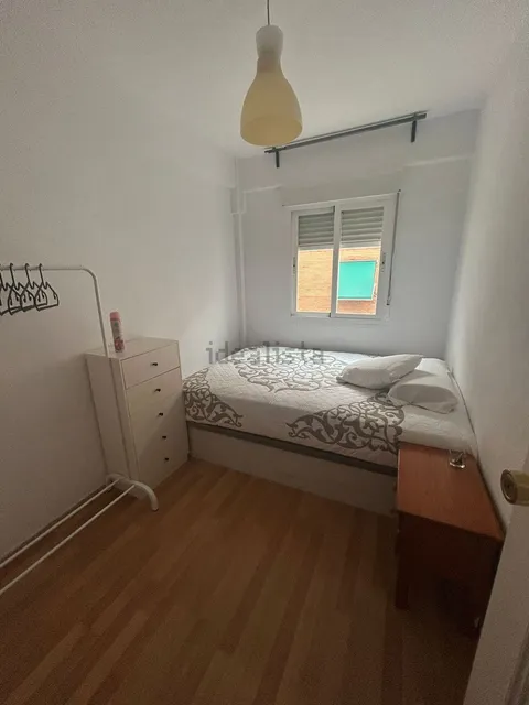 Кімната в оренду, Madrid