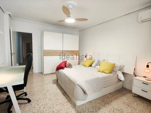 Piso de 142 m² en Granada