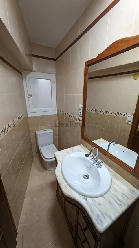 Wohnung 90 m² in Granada