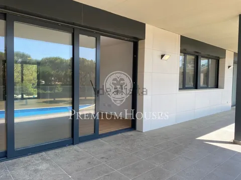 Wohnung 214 m² in Gavà