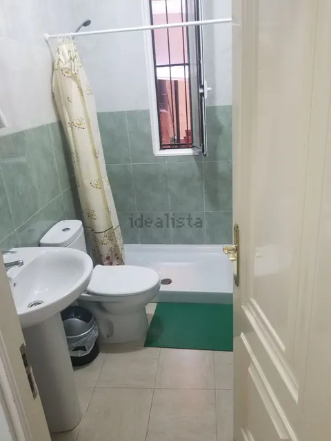 Room for rent, Madrid