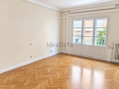 Wohnung 185 m² in Madrid