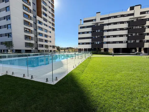 Wohnung 93 m² in Madrid