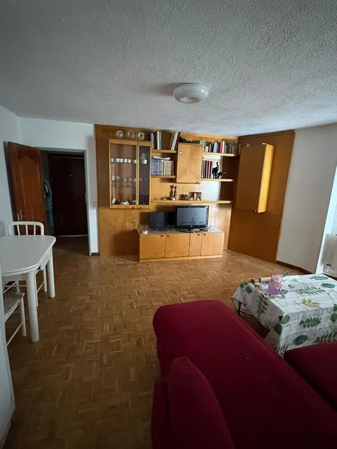 Habitación en alquiler, Madrid (2/6)