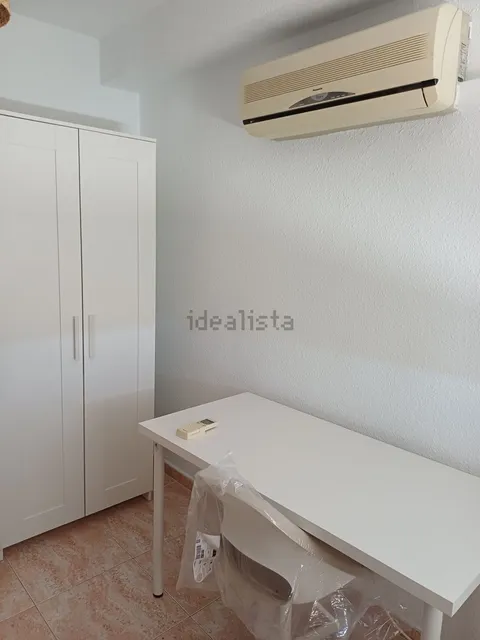Quarto para alugar, Sevilla (4/12)
