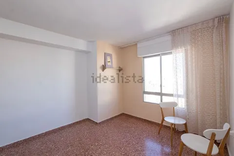 Pis de 75 m² a Oliva