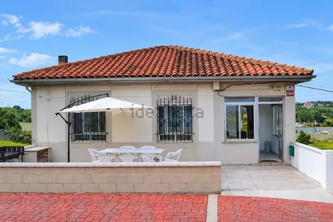 Casa de 80 m² en Camargo