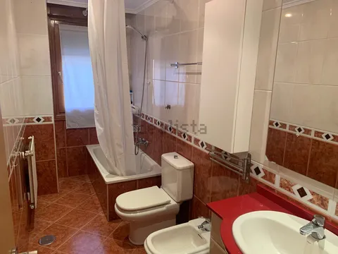 Pis de 80 m² a Gijón