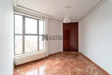 Pis de 85 m² a València