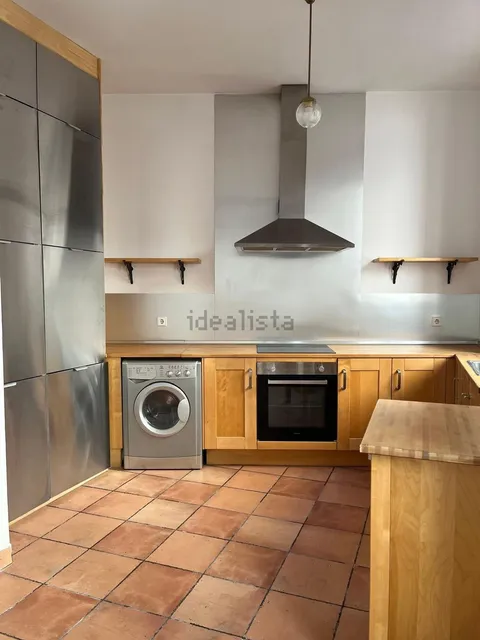 Wohnung 92 m² in Madrid