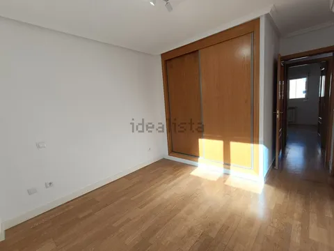 Flat 100 m² in Madrid