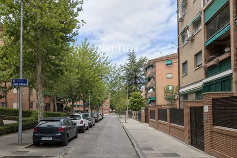 Pis de 82 m² a Madrid