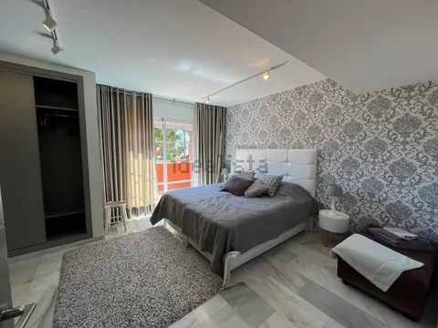Casa de 215 m² a Estepona