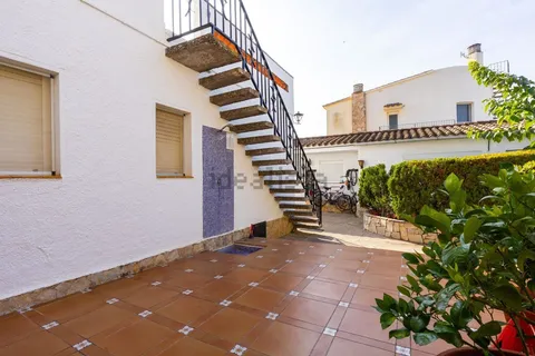 Pis de 33 m² a Castelló d'Empúries