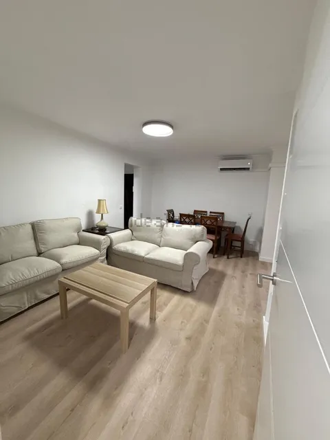Piso de 87 m² en Sevilla (2/13)