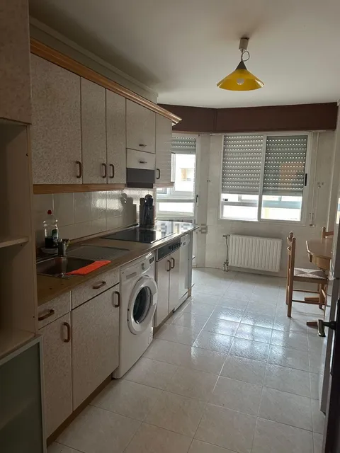 Habitació de lloguer, Pamplona (4/6)
