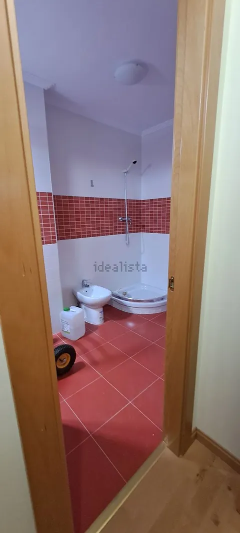 Quarto para alugar, Ávila