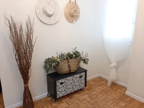 Chambre à louer, Valence