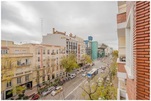 Zimmer zur Miete, Madrid (3/20)