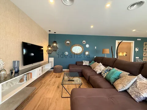 Casa de 150 m² en Camarles