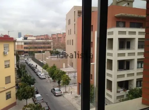 Pis de 75 m² a Sevilla
