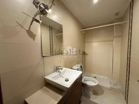 Casa 222 m² a Villares de la Reina