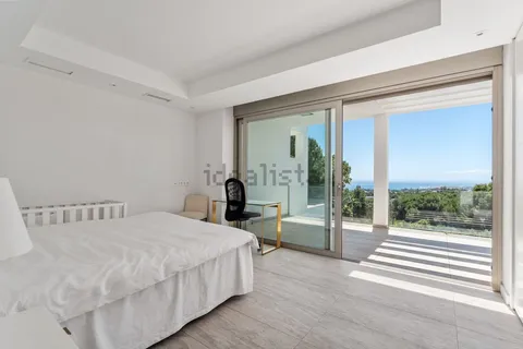 Haus 350 m² in Marbella